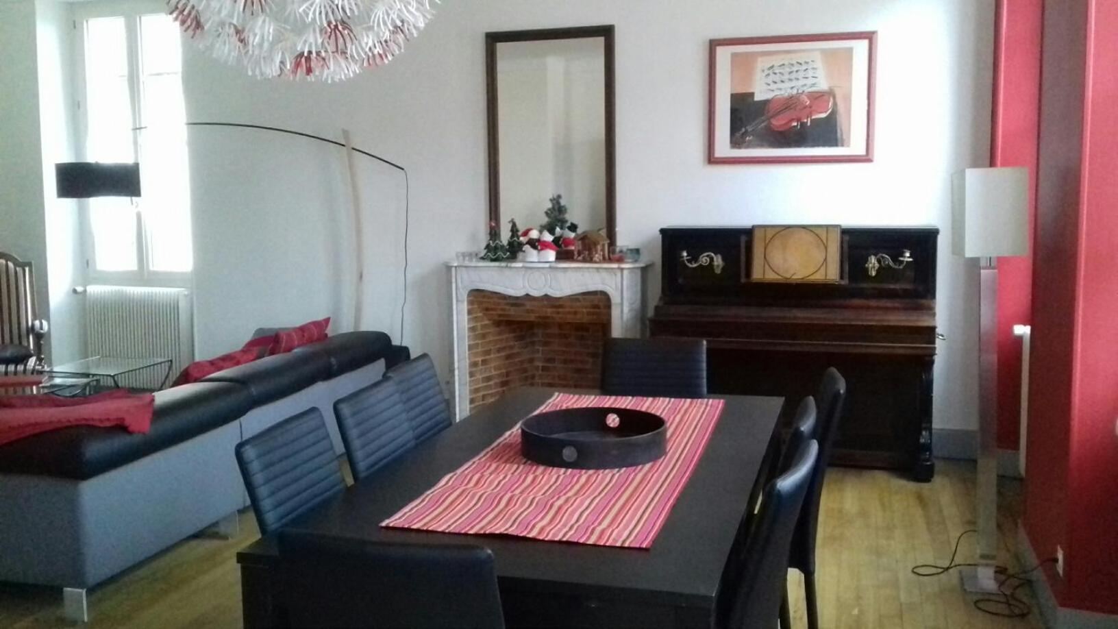 Gite Au Coeur De Volnay ボーヌ エクステリア 写真